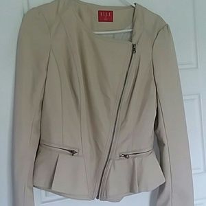 E L L E womes jacket size 8